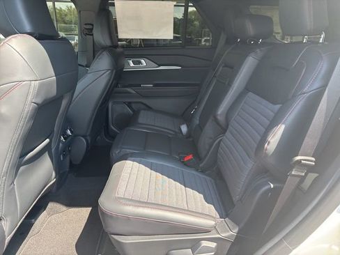 New 2026 Ford Explorer ST-Line RWD image 12