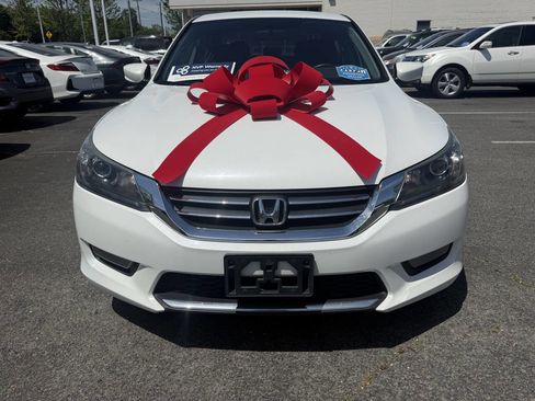 Used 2014 Honda Accord Sport image 29