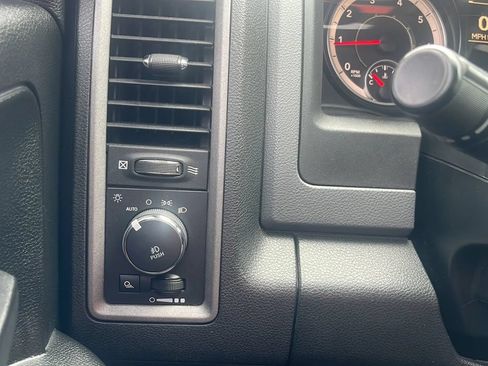 Used 2018 RAM 1500 Express w/ Express Value Package RWD image 16