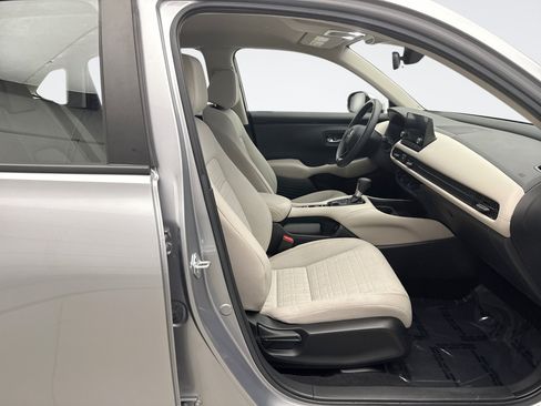 Used 2024 Honda HR-V LX image 16