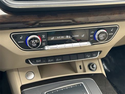 Used 2018 Audi Q5 2.0T Premium image 35