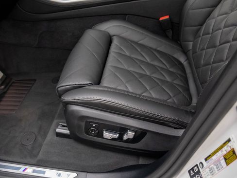 New 2026 BMW X5 xDrive40i w/ Executive Package image 14