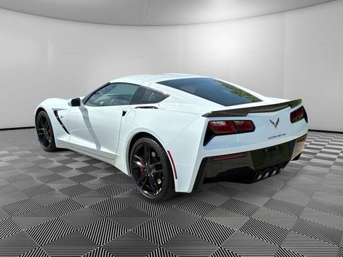 Used 2019 Chevrolet Corvette Stingray Coupe w/ Battery Protection Package RWD image 3