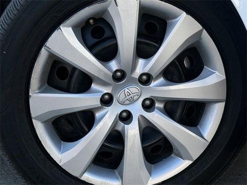 Used 2025 Toyota Corolla LE image 10