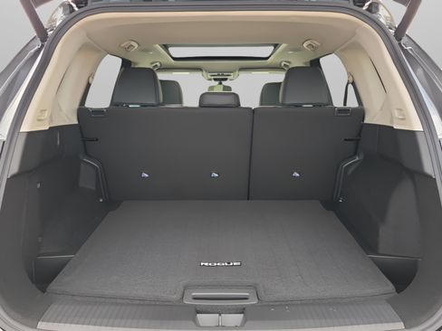 New 2026 Nissan Rogue SV image 33