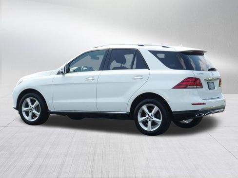 Used 2017 Mercedes-Benz GLE 350 4MATIC image 4