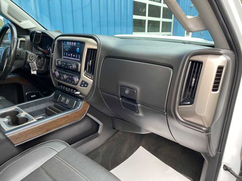 Used 2017 GMC Sierra 3500 Denali w/ Duramax Plus Package AWD/4WD image 29