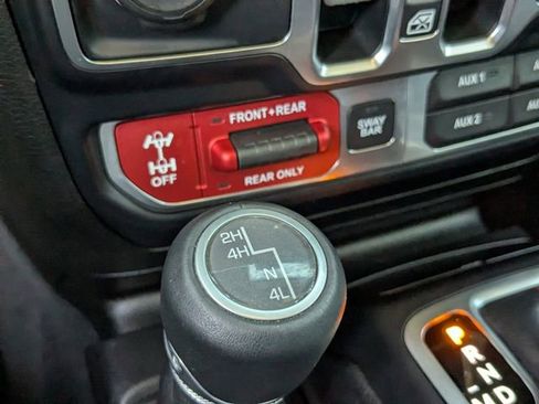 Used 2019 Jeep Wrangler Unlimited Rubicon AWD/4WD image 26