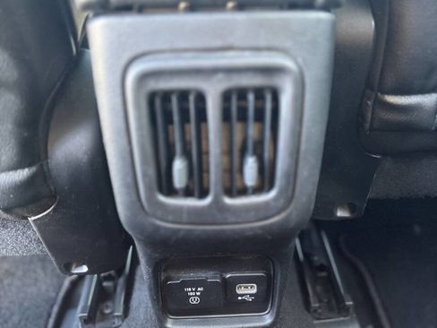 Used 2018 Jeep Compass Limited AWD/4WD image 16