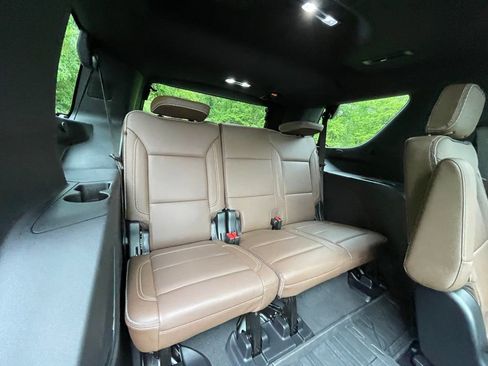 Certified 2024 Chevrolet Tahoe High Country AWD/4WD image 20