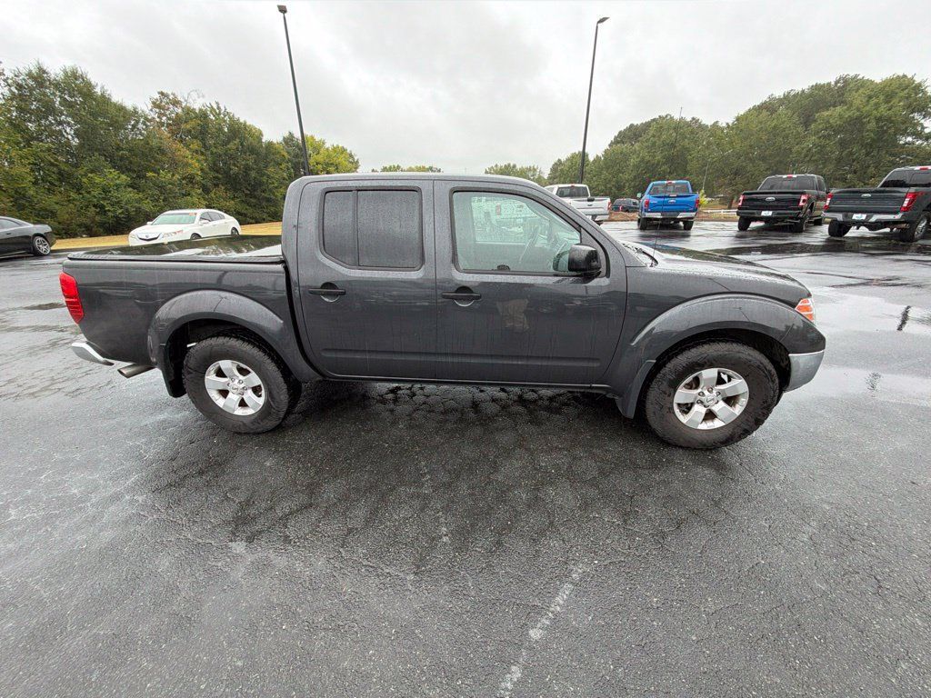 Used 2010 Nissan Frontier SE AWD/4WD image 14
