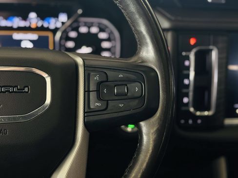 Used 2021 GMC Yukon XL Denali w/ Advanced Technology Package AWD/4WD image 52