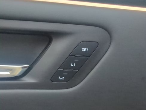 New 2026 Nissan Leaf Platinum+ w/ Cargo Package (Platinum+) image 25