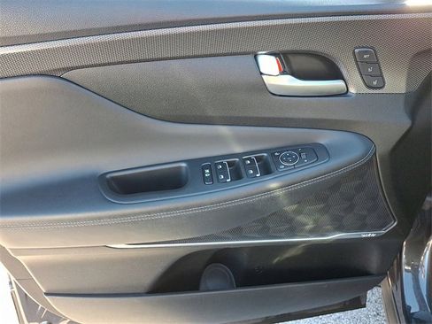 Used 2020 Hyundai Santa Fe Limited image 15