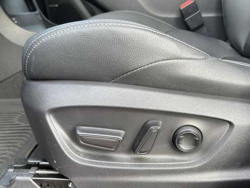 Used 2023 Subaru Solterra Touring image 14