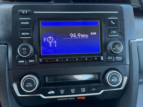 Used 2020 Honda Civic LX image 8