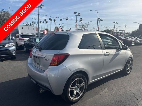Used 2015 Toyota Yaris L FWD image 6