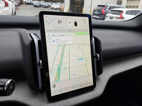 New 2026 Volvo EX30 Plus w/ Protection Package image 28