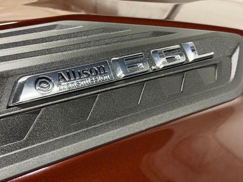 Certified 2024 Chevrolet Silverado 2500 LTZ w/ LTZ Premium Package image 17