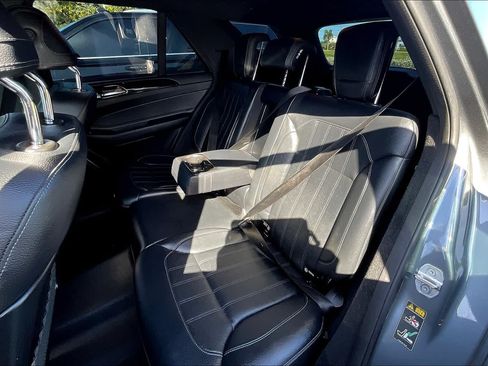 Used 2018 Mercedes-Benz GLE 350 image 25