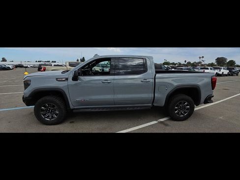 Used 2024 GMC Sierra 1500 AT4X AWD/4WD image 7