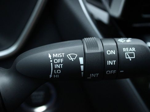 New 2026 Toyota Corolla SE FWD image 31