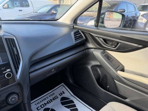 Used 2021 Subaru Impreza 2.0i Premium image 31