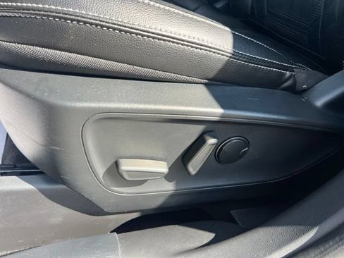 Certified 2024 Ford Escape Platinum w/ Premium Technology Package AWD/4WD image 20