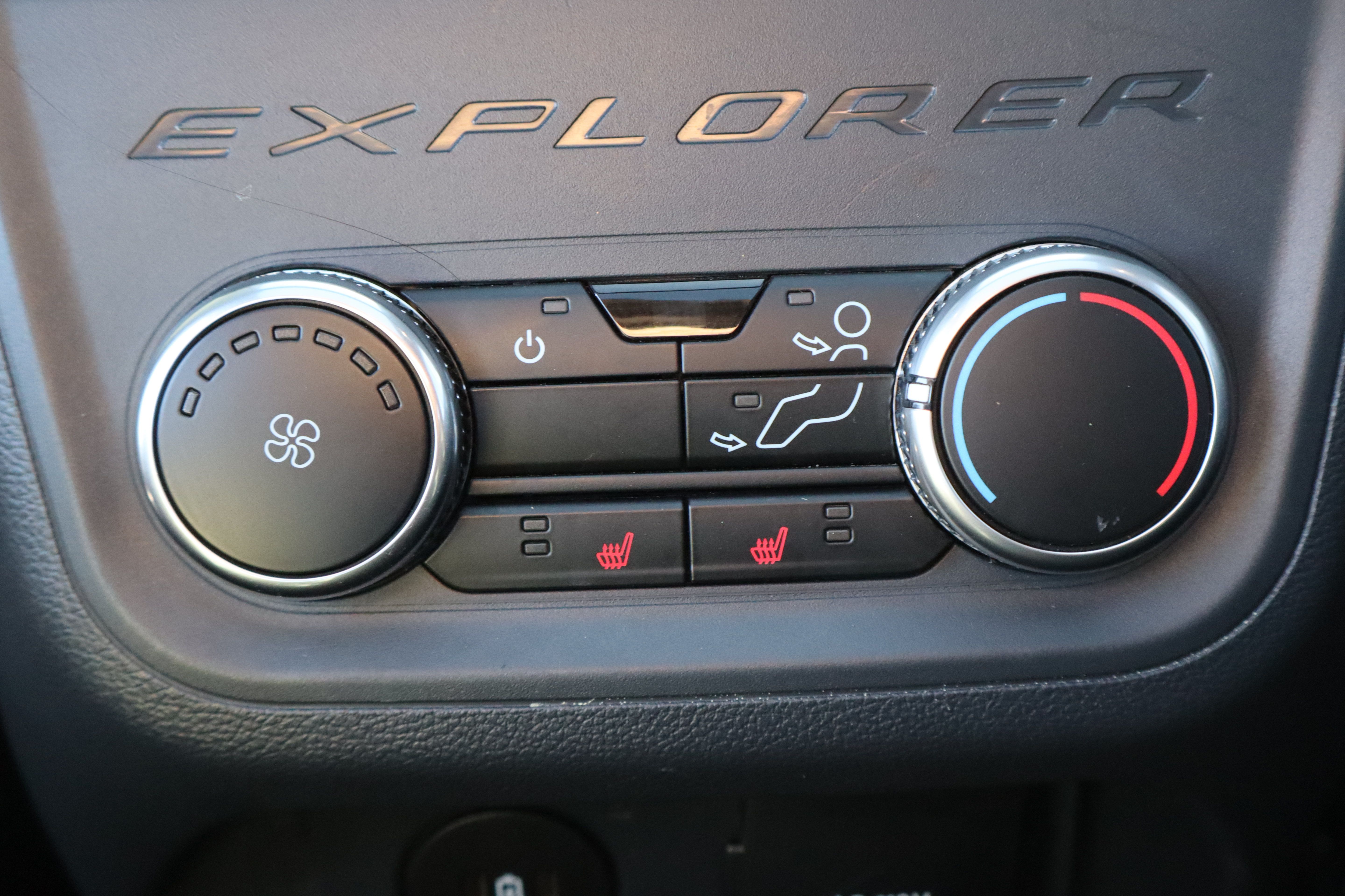 Used 2025 Ford Explorer ST-Line w/ Premium Package AWD/4WD image 25