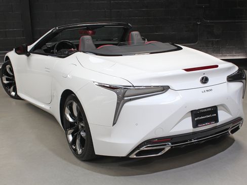 Used 2024 Lexus LC 500 Convertible w/ Touring Package RWD image 19