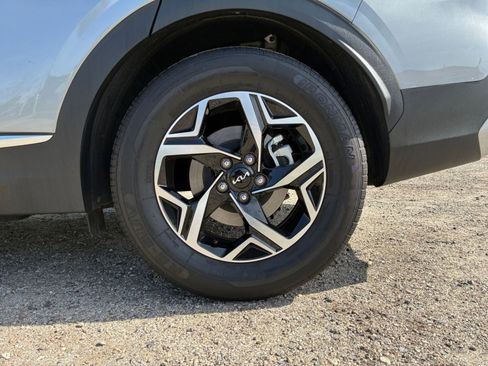 Used 2025 Kia Sportage LX image 30