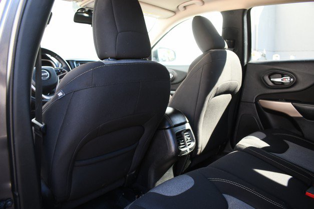 Used 2017 Jeep Cherokee Sport AWD/4WD image 21