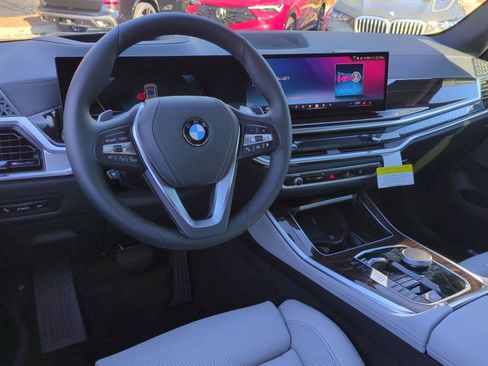 Used 2026 BMW X5 xDrive40i AWD/4WD image 26