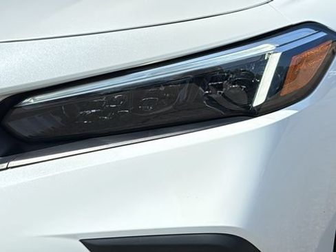Used 2024 Honda Civic Touring image 7