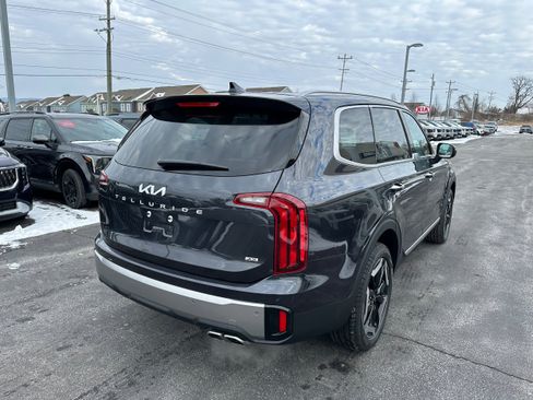 New 2025 Kia Telluride S image 5