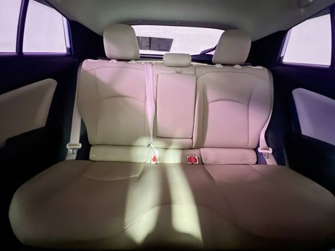 Used 2019 Toyota Prius LE image 33