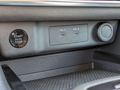 Used 2024 Nissan Rogue S FWD image 22