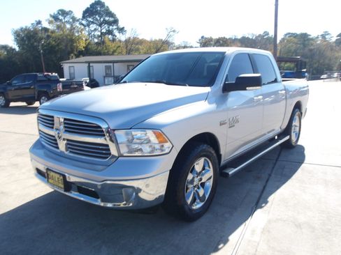 Used 2019 RAM 1500 Lone Star image 2