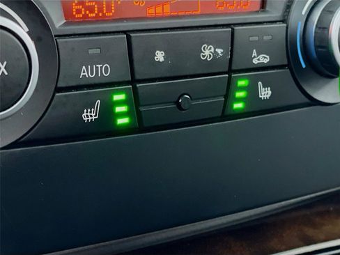 Used 2010 BMW 328i Sedan image 23