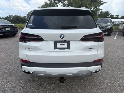 Certified 2024 BMW X5 xDrive40i w/ Parking Assistance Package AWD/4WD image 5