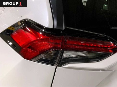 Certified 2022 Toyota RAV4 XLE Premium image 28