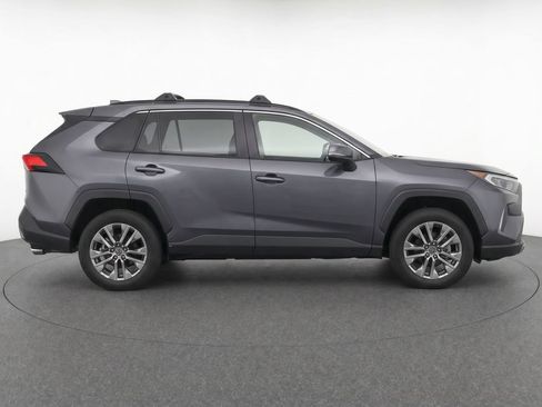 Used 2021 Toyota RAV4 XLE Premium FWD image 2
