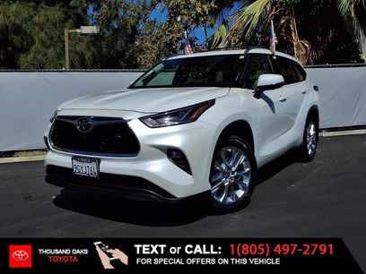 Used 2023 Toyota Highlander Limited