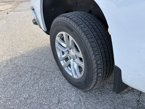 Used 2021 Chevrolet Silverado 1500 LT w/ Bed Protection Package image 14