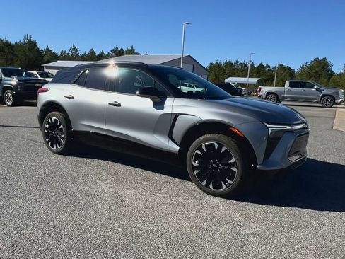 New 2026 Chevrolet Blazer EV RS image 36