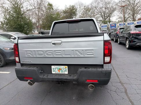 Used 2025 Honda Ridgeline RTL image 6