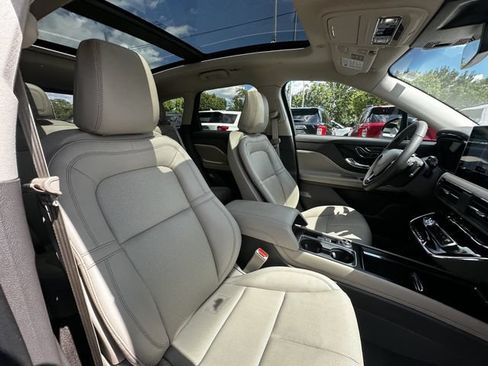 Certified 2023 Lincoln Corsair AWD w/ Equipment Group 101A image 36