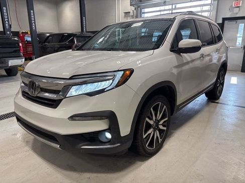 Used 2022 Honda Pilot Touring image 1