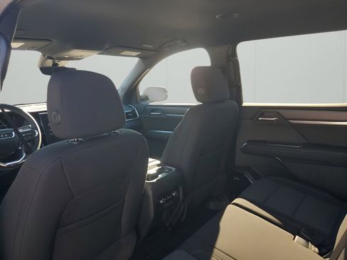 New 2026 GMC Acadia Elevation image 18