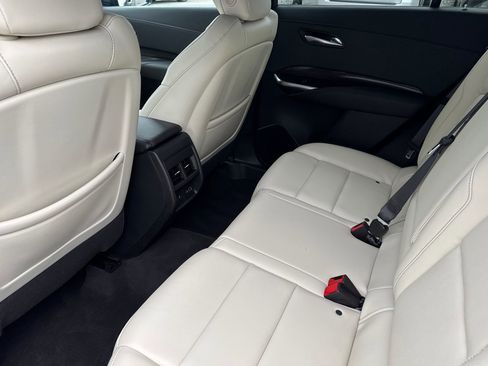 Used 2020 Cadillac XT4 Sport w/ Cold Weather Package image 26